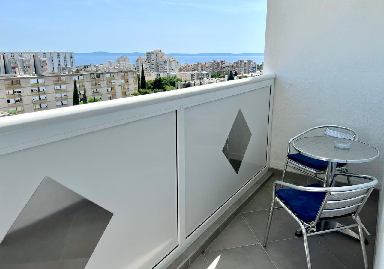 Apartment Luna Modern Sea View *